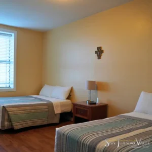 familyroom1.webp